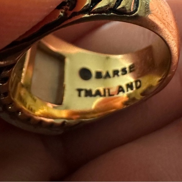 Barse Thailand Gold Tone Intricate Design White Howlite Stone Cocktail Ring Sz 8 - Picture 11 of 12